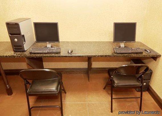 Holiday Inn Express & Suites Buford Ne - Lake Lanier By Ihg Einrichtungen foto